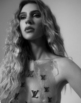  _DiIllerGlobal_Agency_ArtistRepresentation_Photography_Videography_Berlin_Germany_Milan_Italy_Globally