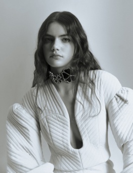  _DiIllerGlobal_Agency_ArtistRepresentation_Photography_Videography_Berlin_Germany_Milan_Italy_Globally