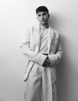 _DiIllerGlobal_Agency_ArtistRepresentation_Photography_Videography_Berlin_Germany_Milan_Italy_Globally