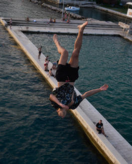 _DiIllerGlobal_Agency_ArtistRepresentation_Photography_Videography_Berlin_Germany_Milan_Italy_Globally