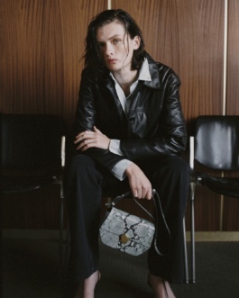  _DiIllerGlobal_Agency_ArtistRepresentation_Photography_Videography_Berlin_Germany_Milan_Italy_Globally