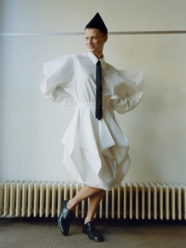  _DiIllerGlobal_Agency_ArtistRepresentation_Photography_Videography_Berlin_Germany_Milan_Italy_Globally