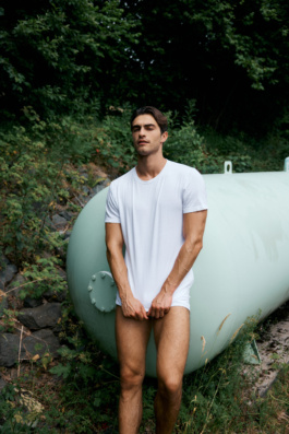 _DiIllerGlobal_Agency_ArtistRepresentation_Photography_Videography_Berlin_Germany_Milan_Italy_Globally