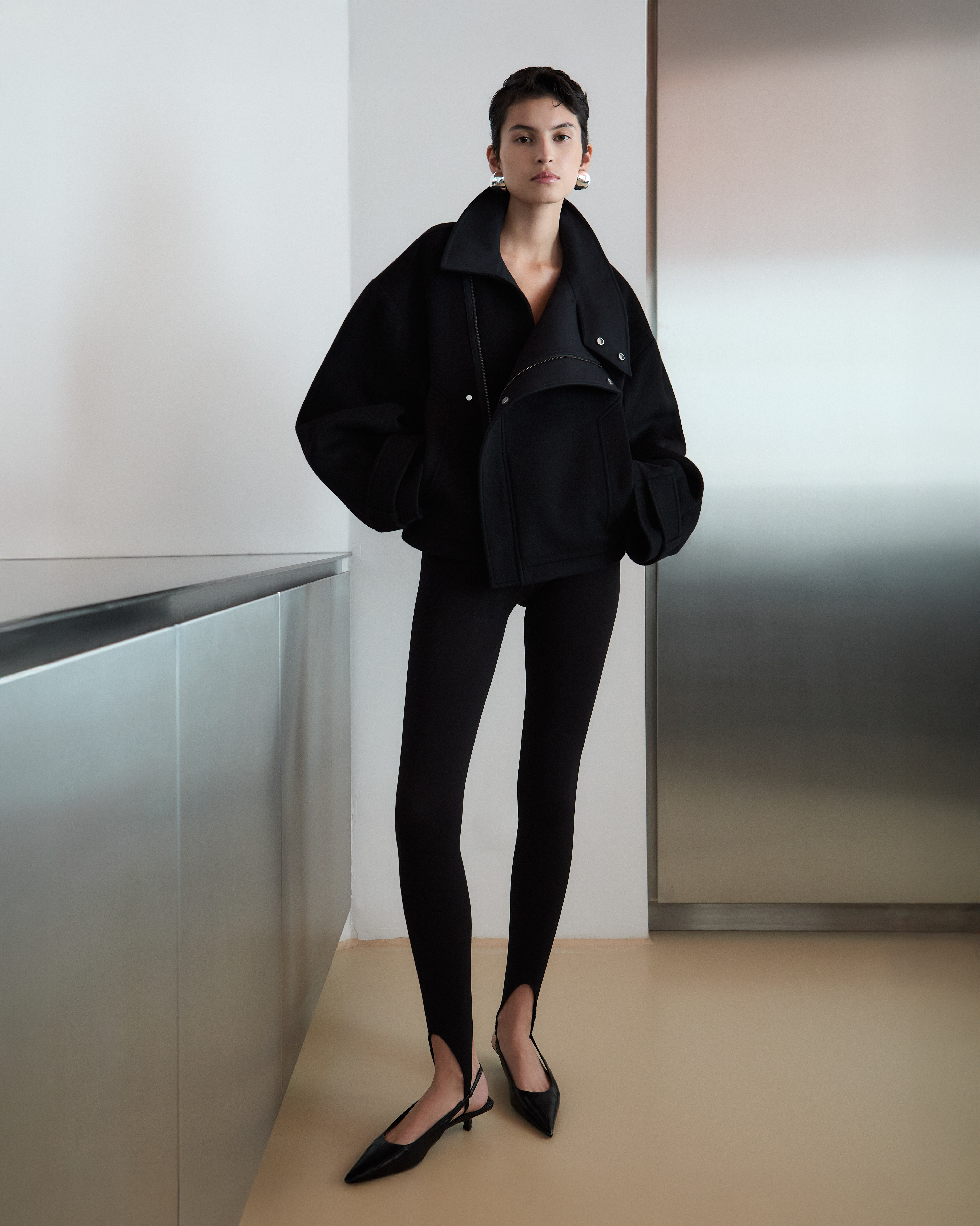  _DiIllerGlobal_Agency_ArtistRepresentation_Photography_Videography_Berlin_Germany_Milan_Italy_Globally