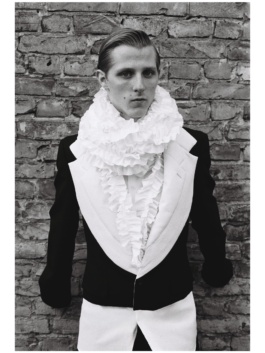 _DiIllerGlobal_Agency_ArtistRepresentation_Photography_Videography_Berlin_Germany_Milan_Italy_Globally